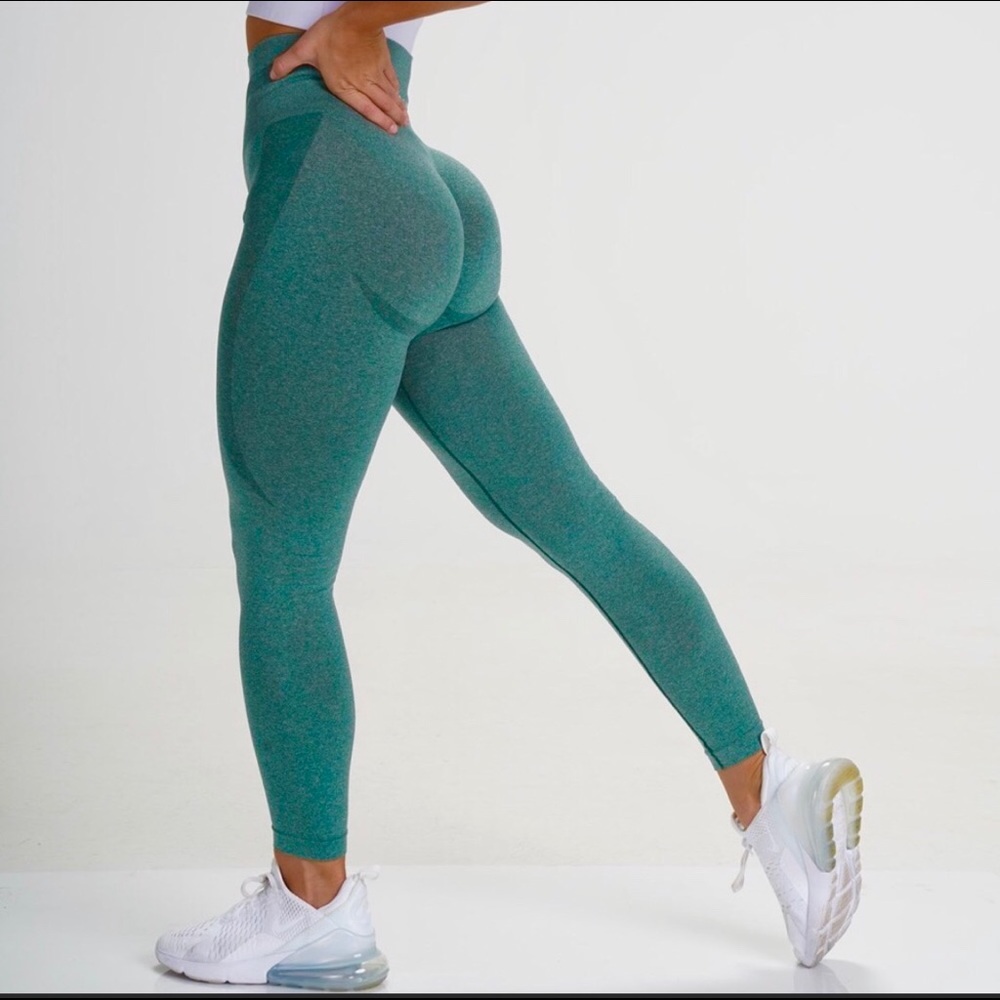 NVGTN forest green seamless